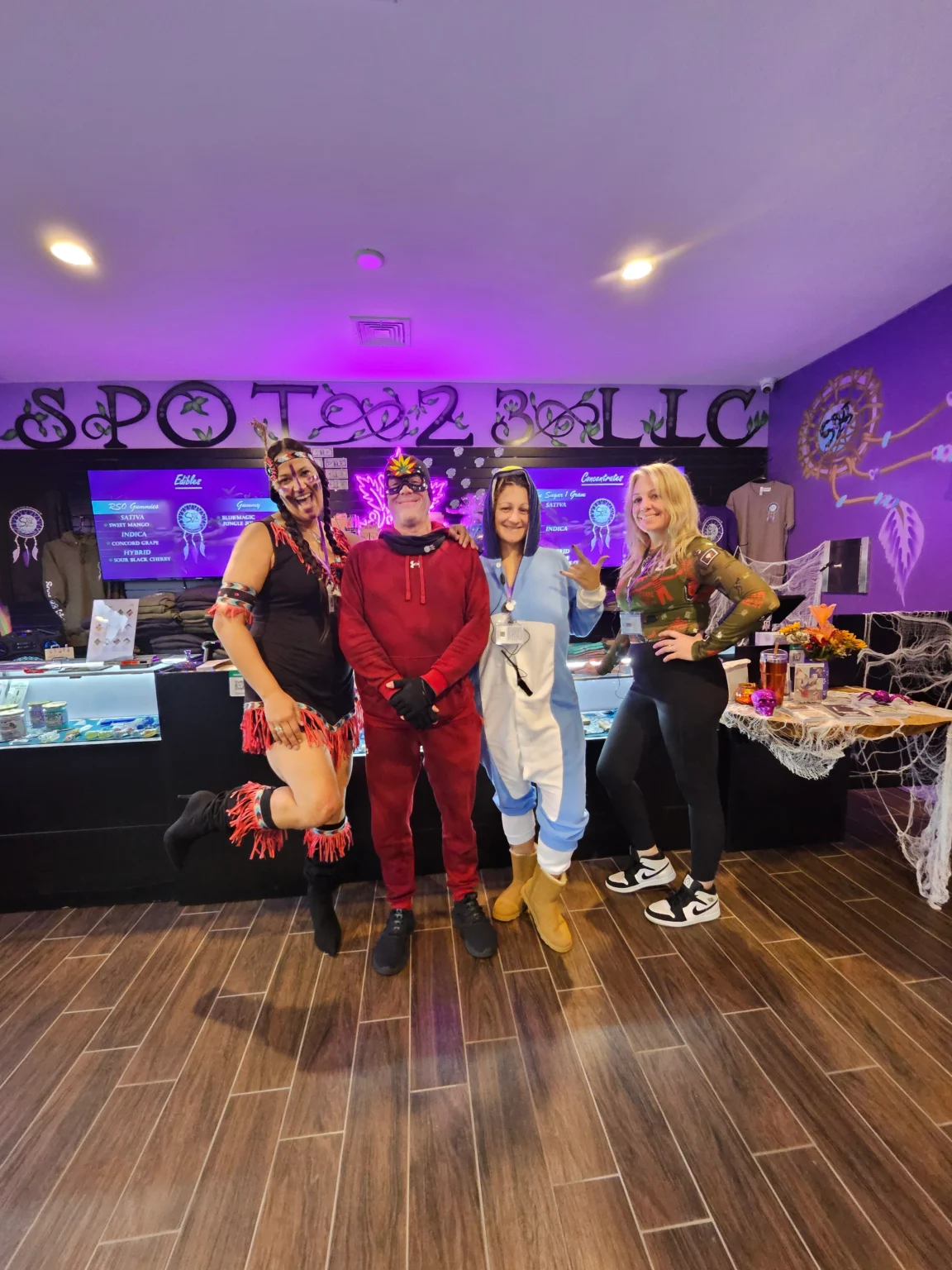 Spot23_Halloween-1-1152x1536